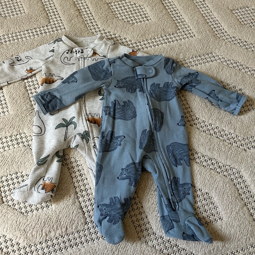 Premie zip onesies